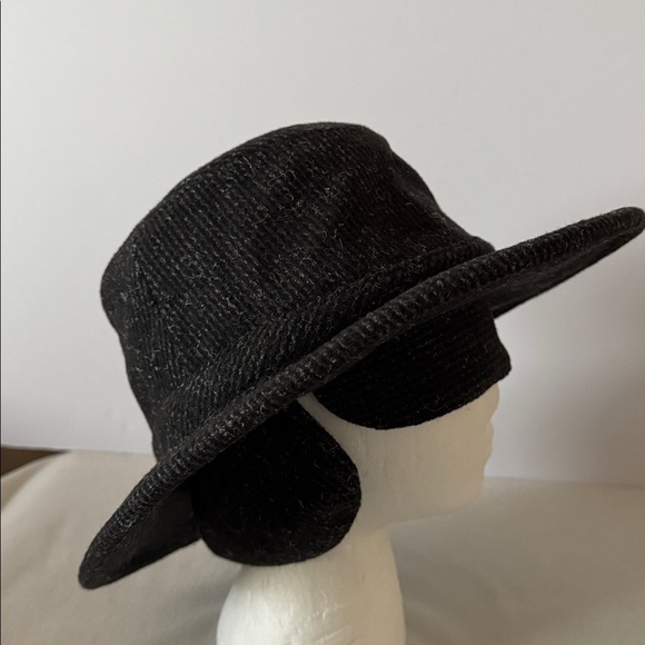 Tilley Winter Hat - Picture 8 of 13
